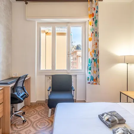 - A 10 Minuti A Piedi Dal Teatro Ariston Apartamento Sanremo