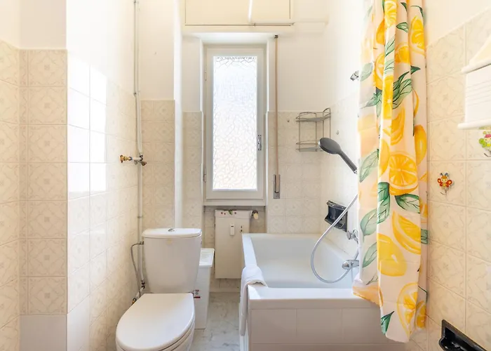 - A 10 Minuti A Piedi Dal Teatro Ariston 公寓